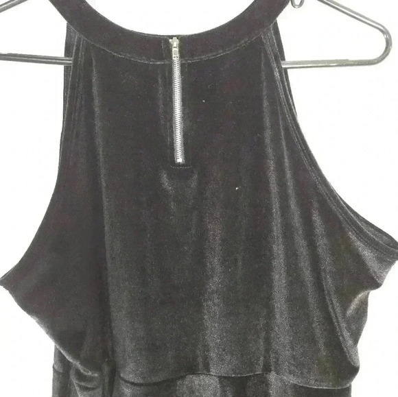 Torrid Black Velour Dressy Holiday Tank Top Size 1X - Picture 4 of 5